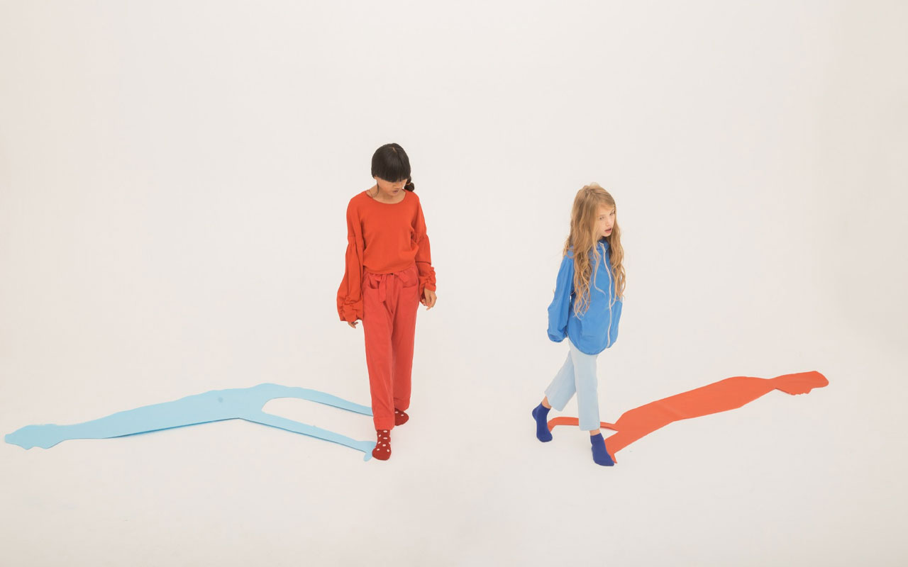 Apostrophe connects hand-picked photographers, directors, and stylists with marketers, agencies, brands, and other media outlets.